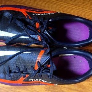 Nike phatom soccer cleats US6.5